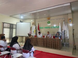 Tour Bersejarah Inovasi Mahasiswa SPI UIN Siber dalam Menghidupkan Pembelajaran Sejarah di MAN 1 Cirebon