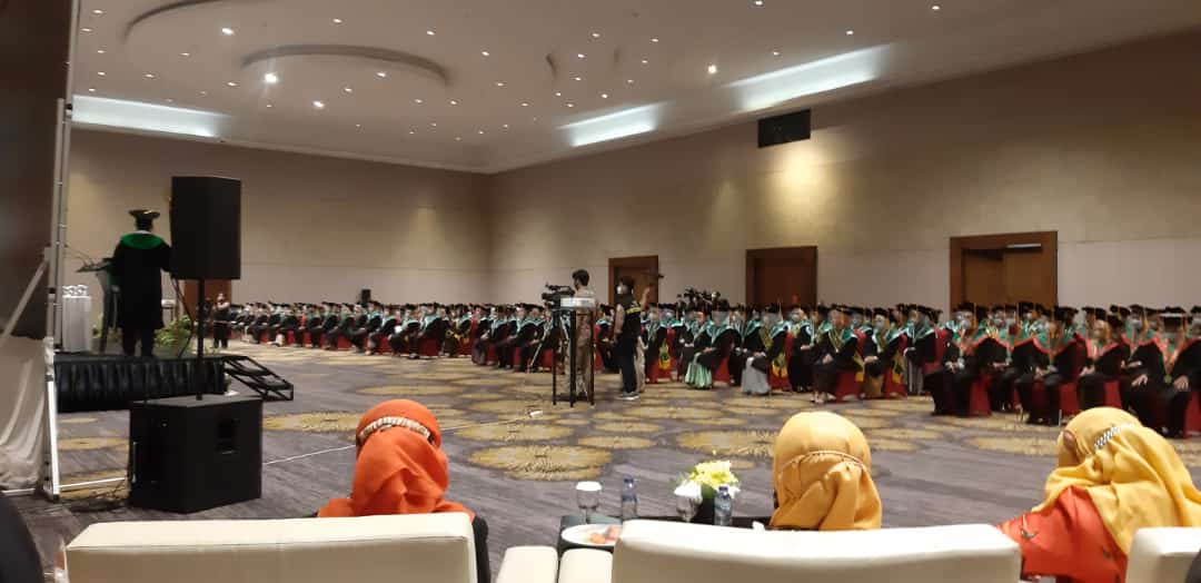 WISUDA KE XXII IAIN SYEKH NURJATI CIREBON