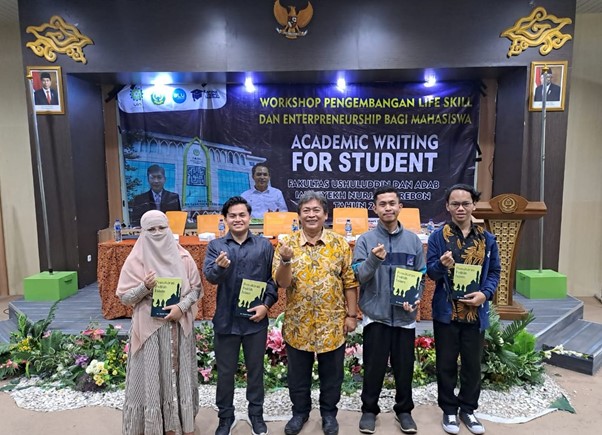 4 Mahasiswa Pada Kegiatan Academic Writing FUA IAIN Syekh Nurjati Cirebon Dapat Penghargaan