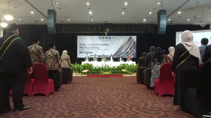 LPTK IAIN Cirebon Raih Kelulusan Tinggi 95,62%! Pengukuhan Guru Profesional Dalam Jabatan Tahap 2 Mencatat Sejarah Baru”