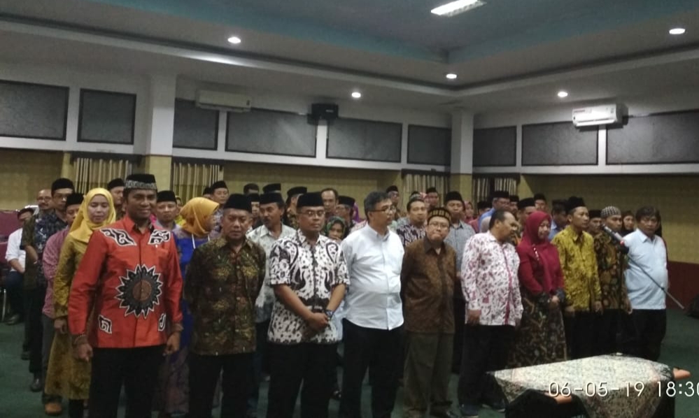 PELANTIKAN WADEK,I,II,III DAN KAJUR/SEKJUR FAK. UAD IAIN SYEKH NURJATI CIREBON